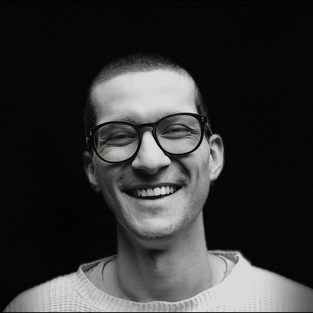 Retrato de Hugo Morales Zendejas